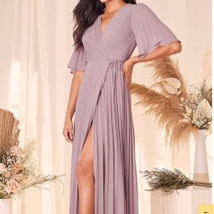 Lulus Lilac pleated dress - size XS BRAND NEW